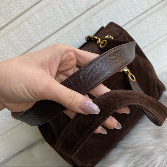 CHANEL Brown Suede Jumbo CC Chain Tote Handbag Vintage Classic - Picture 4 of 16